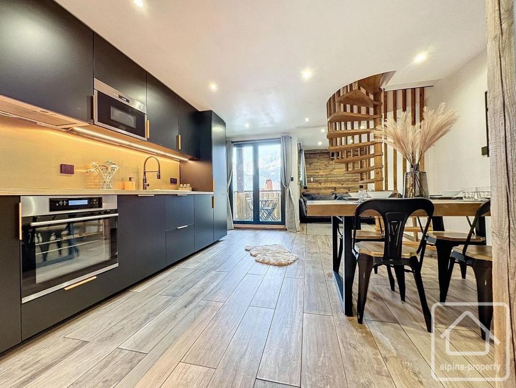 Property photo 2 of 30