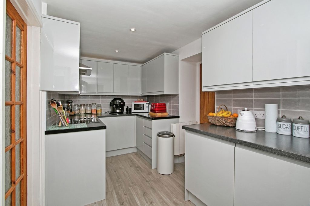 Property photo 3 of 15 Pbox-Img.Jpg