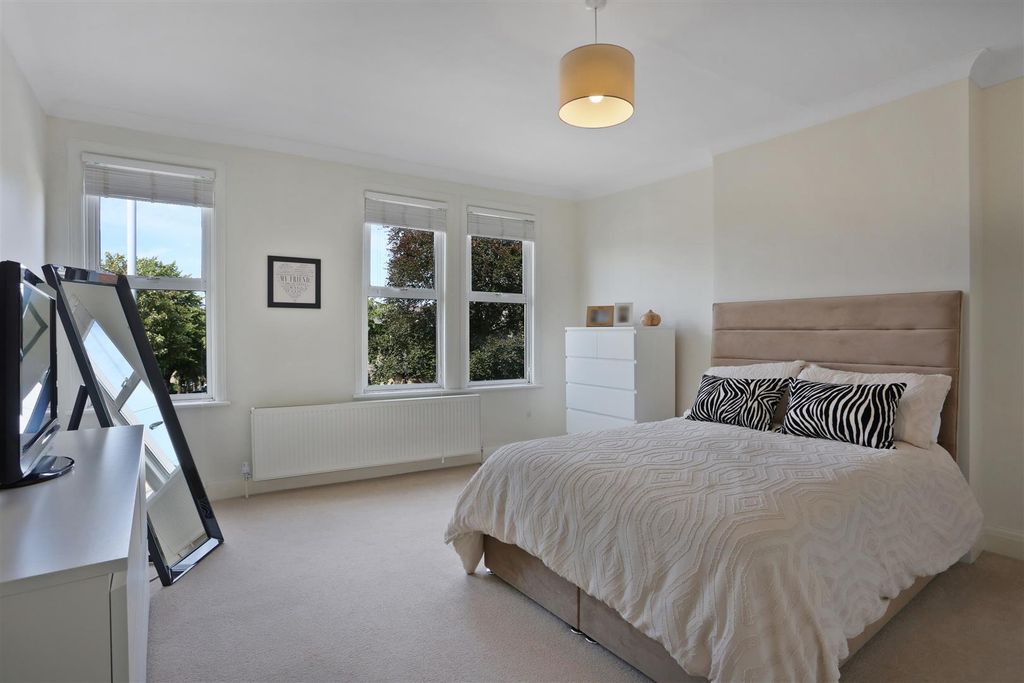 Property photo 3 of 24 1314438767 - 22.Jpg