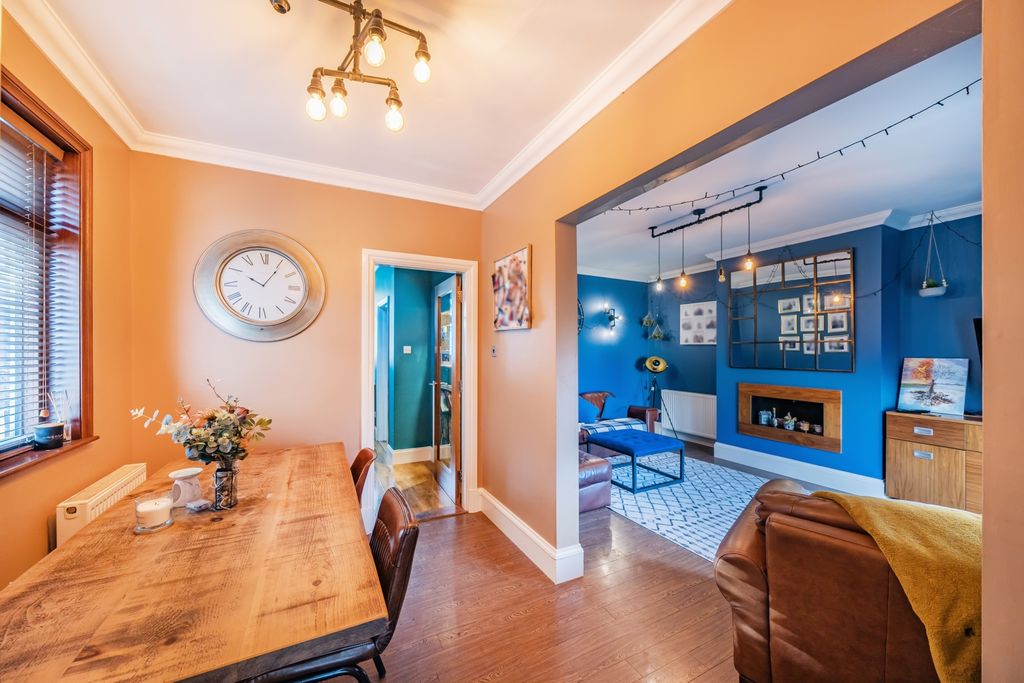 Property photo 2 of 16 Dining Area