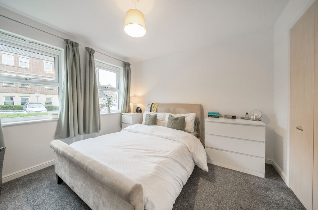 Property photo 3 of 10 1-1341979-1-68A86...