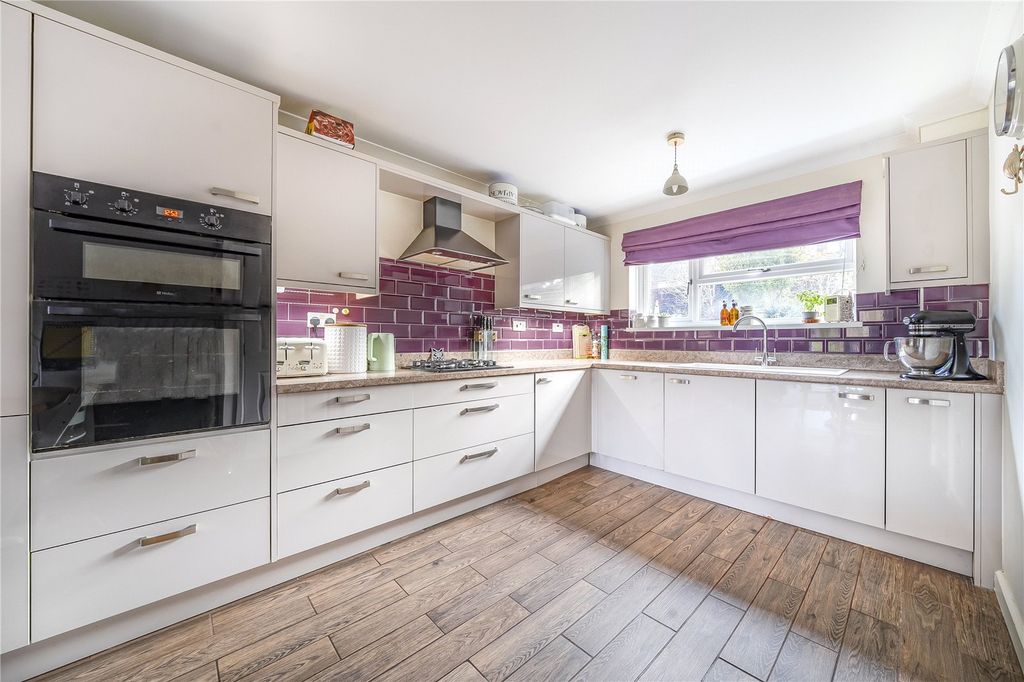 Property photo 2 of 17 Picture No. 05