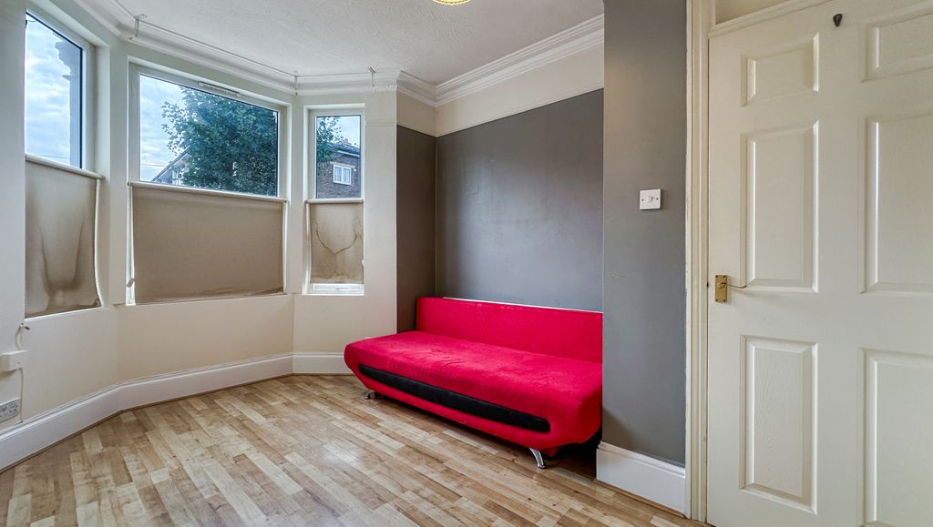 Property photo 3 of 15 Gallery