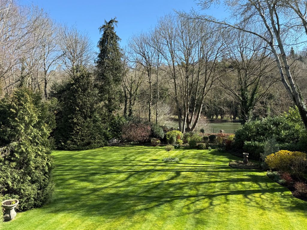 Additional image 14 of 2 bed flat for saleCourt Road, Maidenhead SL6
