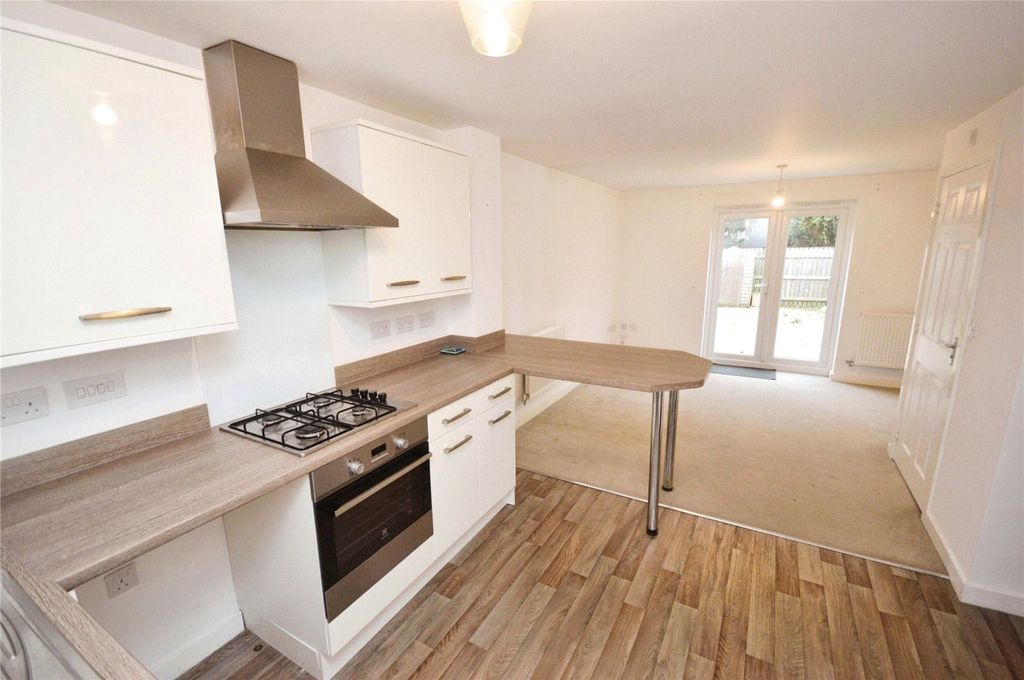 Property photo 3 of 10 Picture No. 11