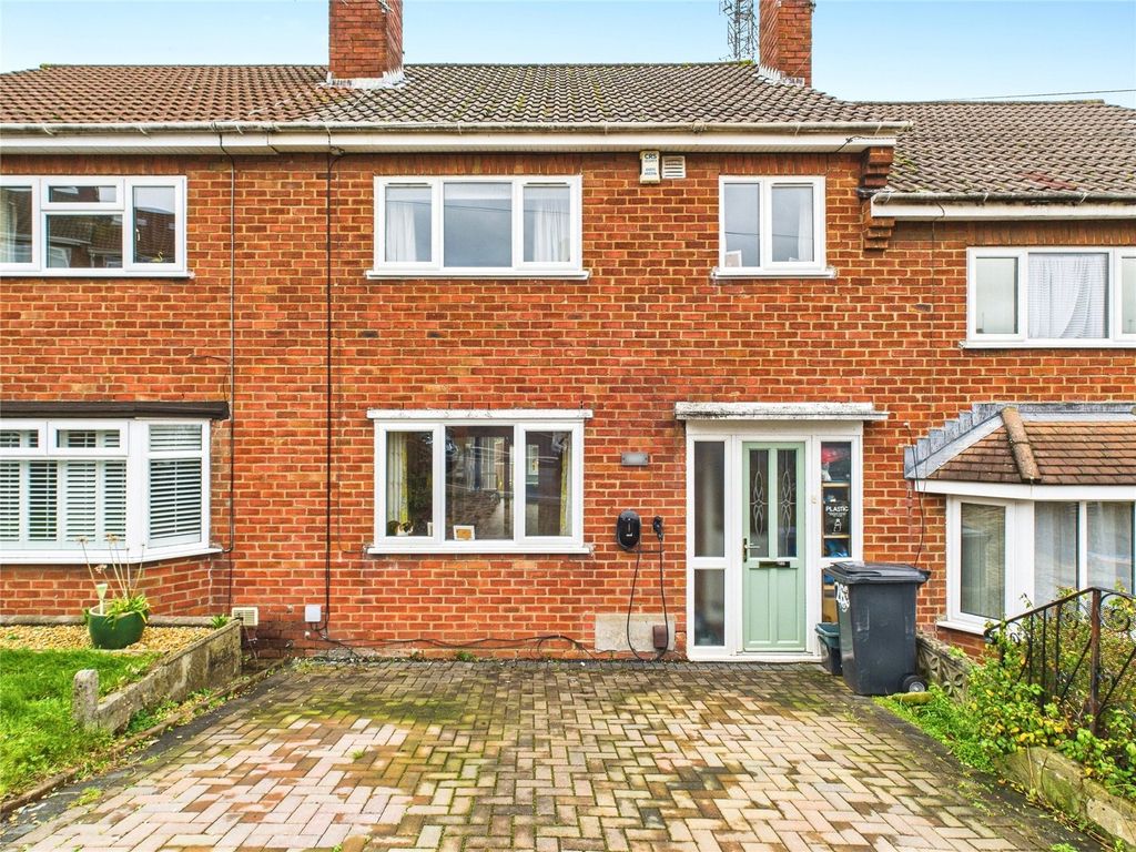 Property photo 2 of 23 Picture No. 30