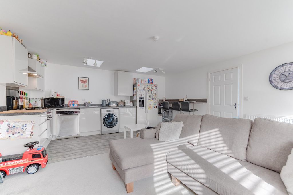 Property photo 3 of 6 Picture No. 05