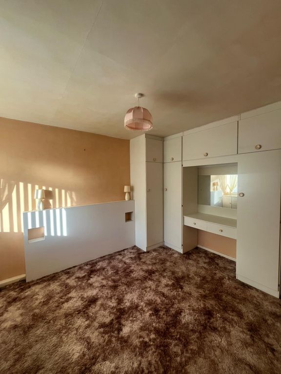 Property photo 3 of 9 Image