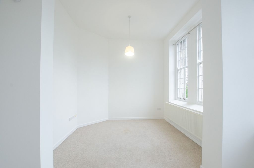 Property photo 3 of 9 9 Royffe Way E Tps Bodmin 01208 74182-13