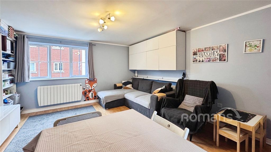 Property photo 2 of 13 Picture No. 06