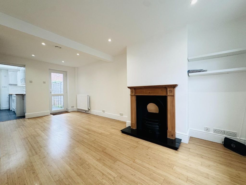 Property photo 2 of 10 Img_2255.Jpg