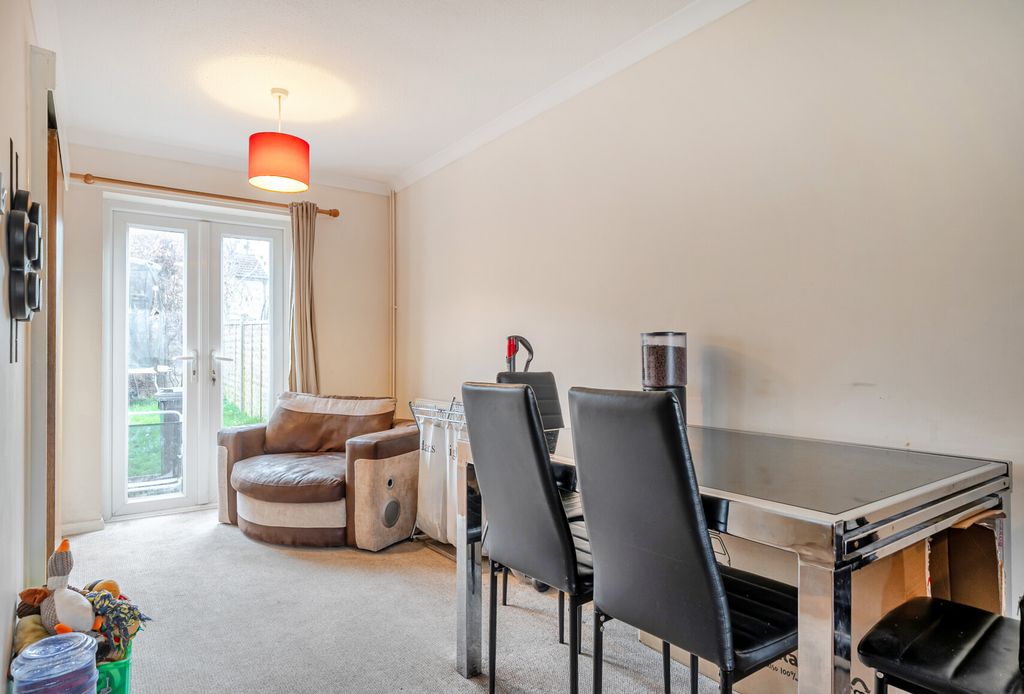 Property photo 3 of 11 1424396-5-69Afedc...