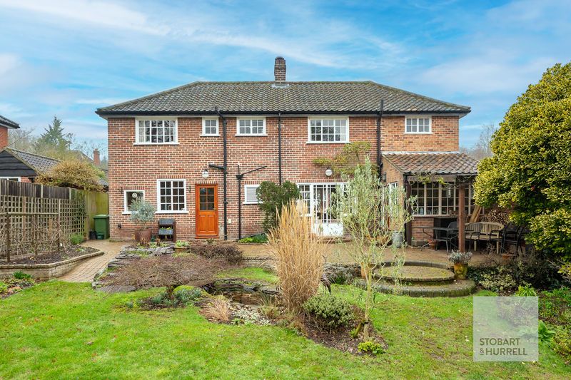 Property photo 2 of 24 Rear