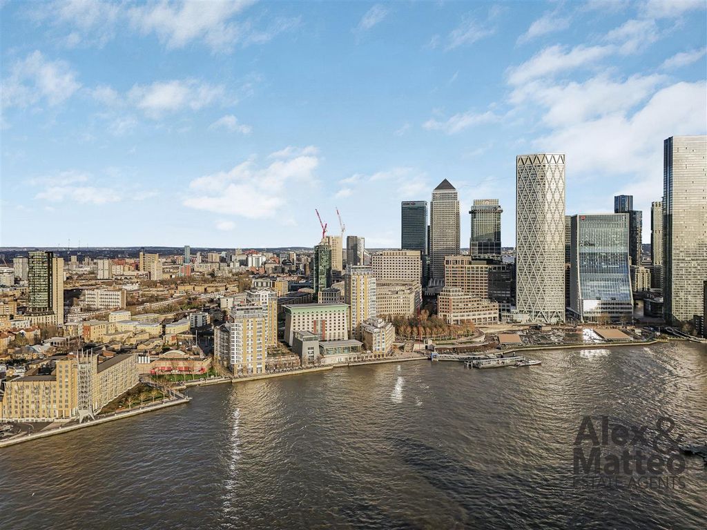 Property photo 1 of 12 Berkeley Tower