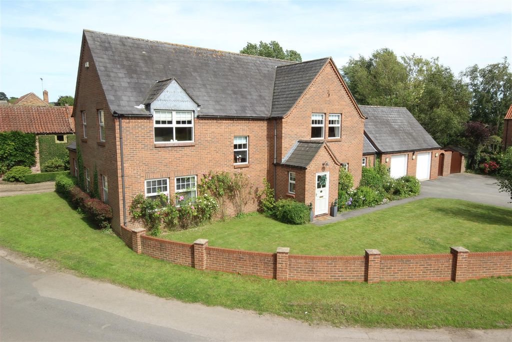 Property photo 1 of 28 1Brookhigh.Jpg