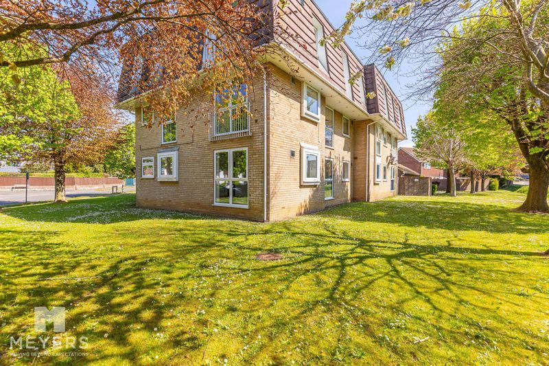 Property photo 1 of 16 Photo 13