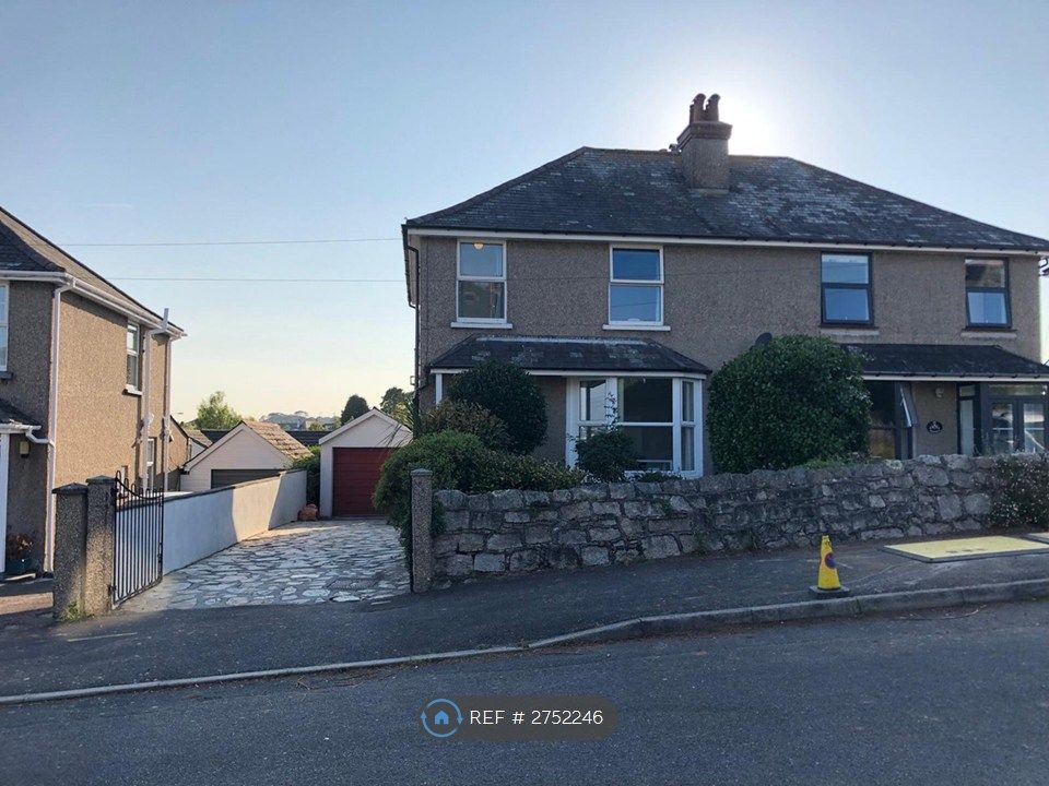 Property photo 2 of 25