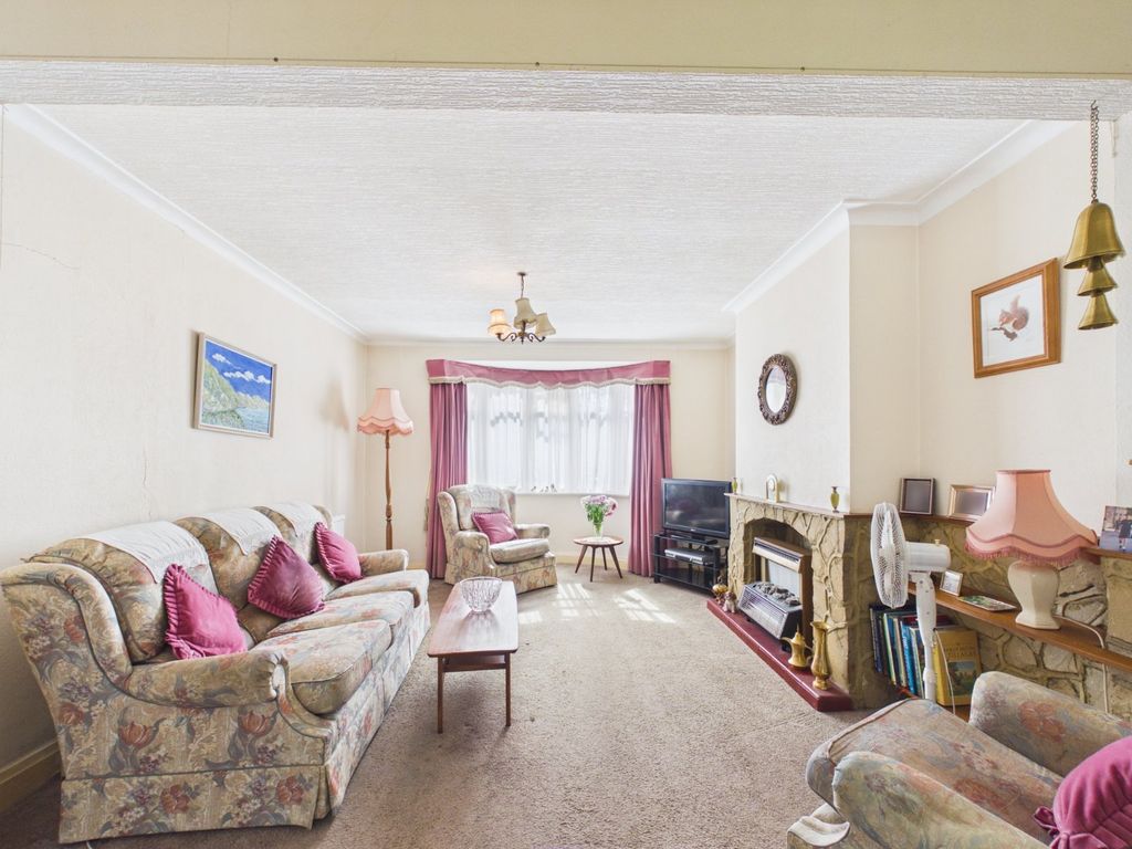 Property photo 2 of 14 Picture No. 15