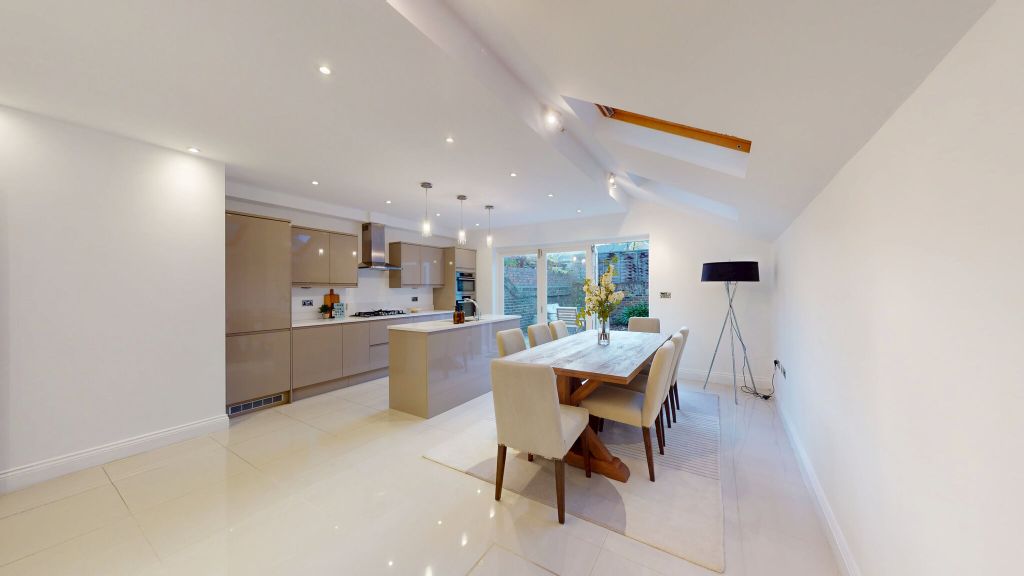 Property photo 1 of 25