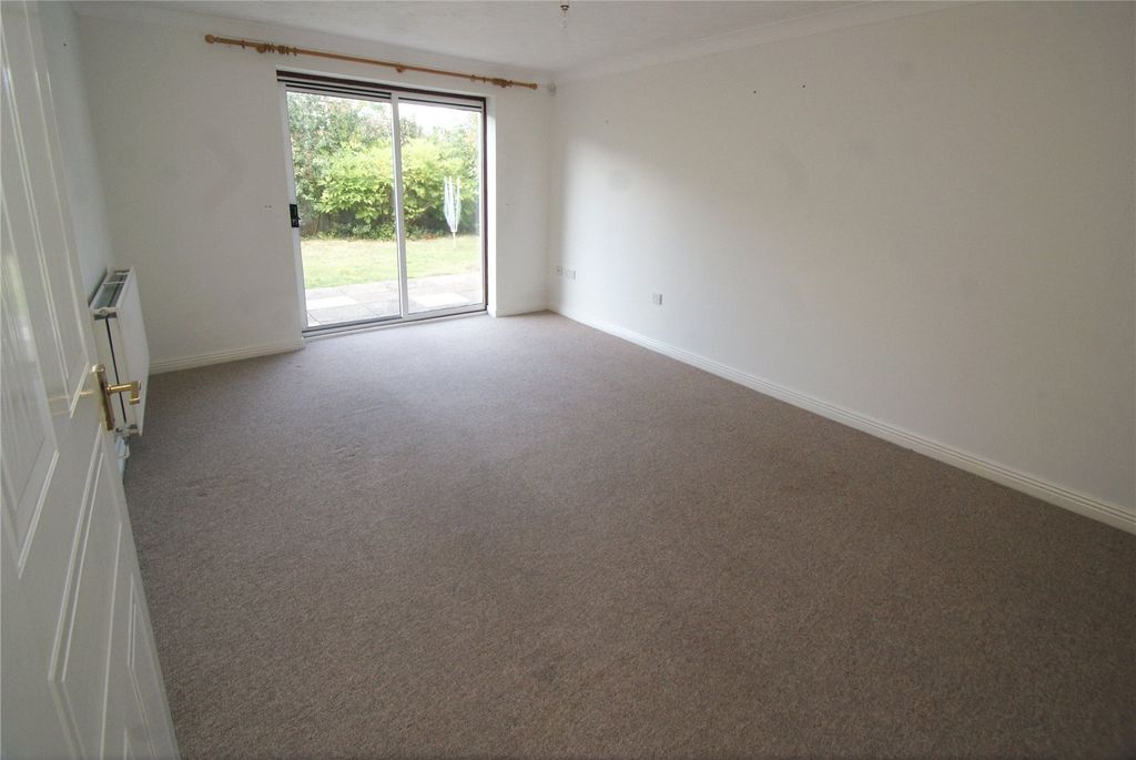 Property photo 3 of 12 Picture No. 13