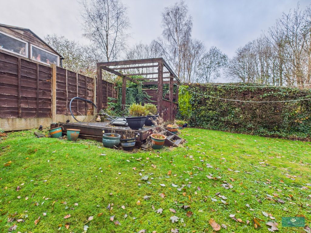 Property photo 2 of 22 Photo 11