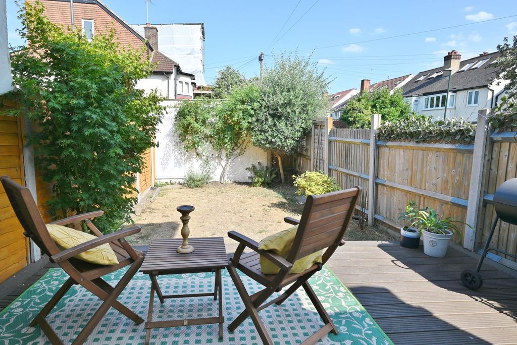Property photo 3 of 13
