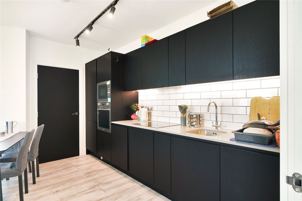 Property photo 1 of 13 Picture No. 19