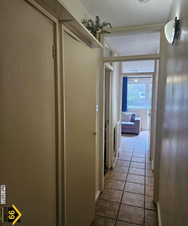 Property photo 3 of 12 Photo 2