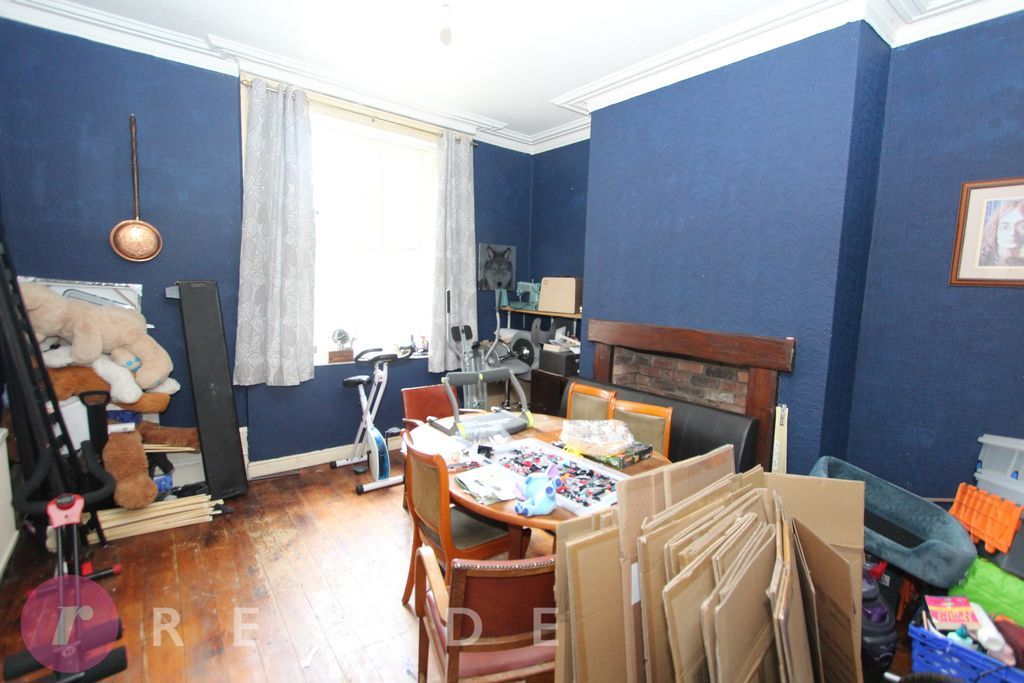 Property photo 3 of 15 Dining Room