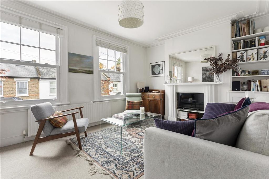 Property photo 2 of 13