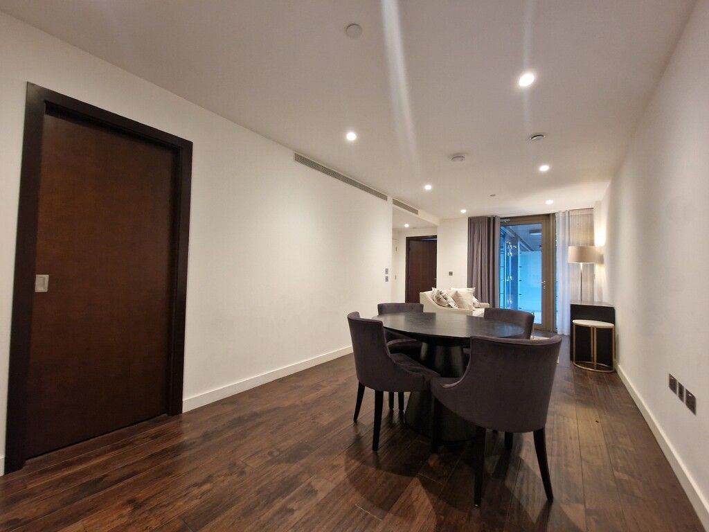 Property photo 2 of 17 Lounge.Jpg