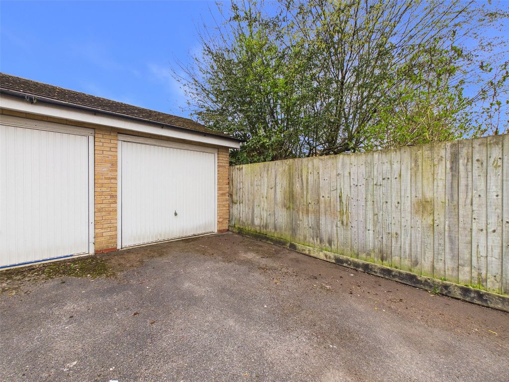 Property photo 2 of 18 Picture No. 19
