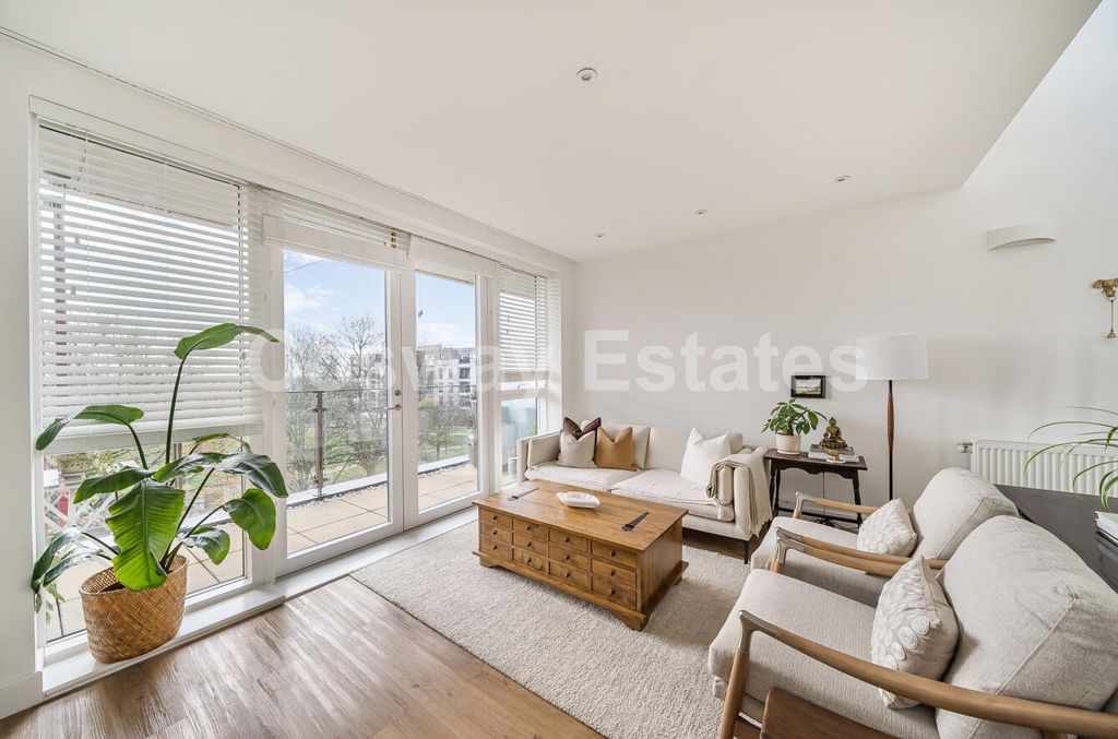 Property photo 3 of 20 0635c275-78B4-4145-8cd1-F70c2A4Af2A6.Jpg