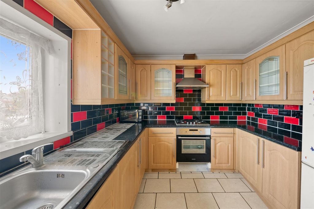 Property photo 2 of 8 Dsc_4881-Edit.Jpg