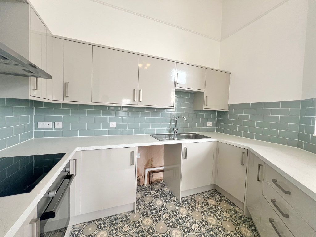 Property photo 3 of 12 Annex