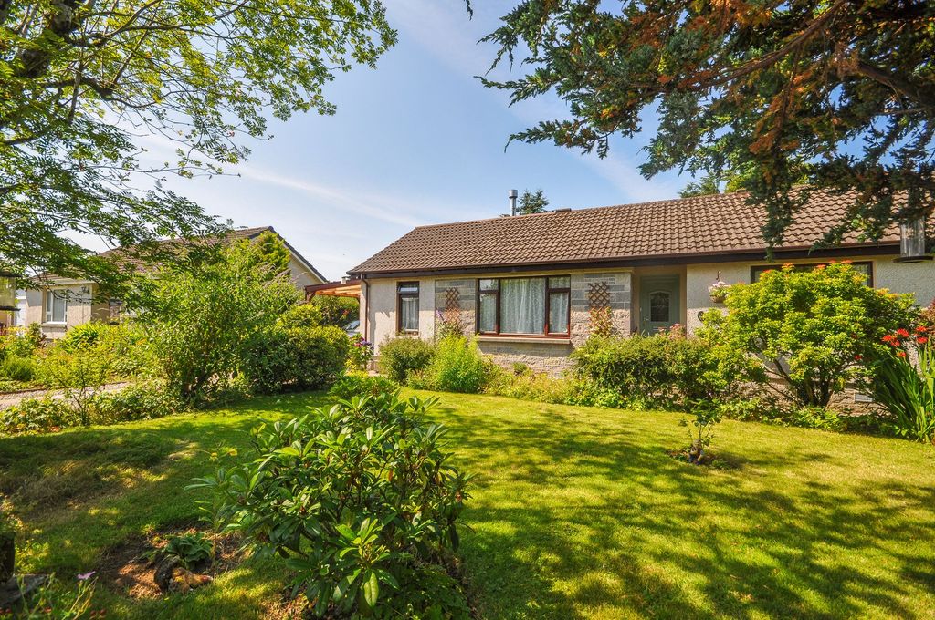 Property photo 1 of 31
