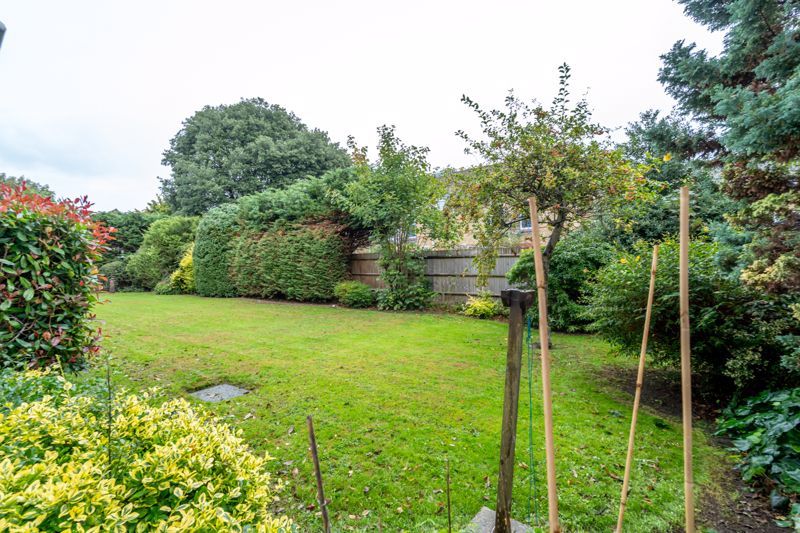 Property photo 2 of 15 Photo 11