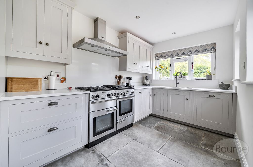 Property photo 3 of 24 Dd8E8247-Da6E-4c6...