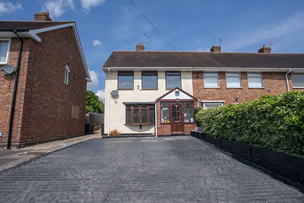 Property photo 1 of 27