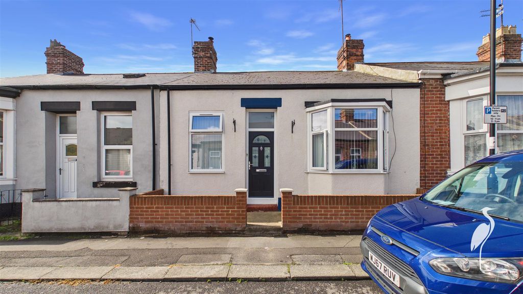 Property photo 1 of 22 Cam03169G0-Pr0568-Still022.Jpg