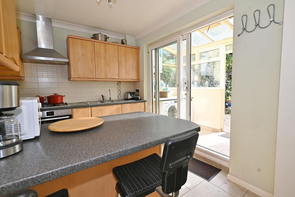 Property photo 3 of 13