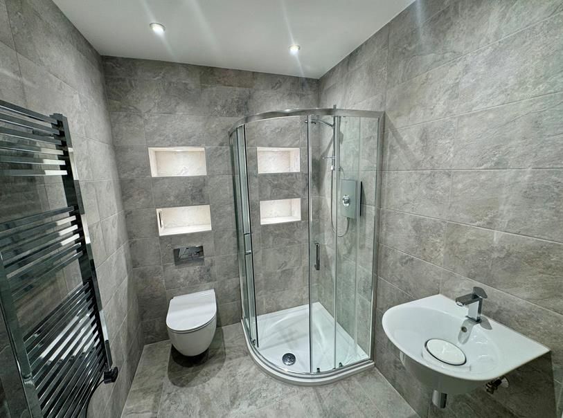 Property photo 3 of 4 Bathroom