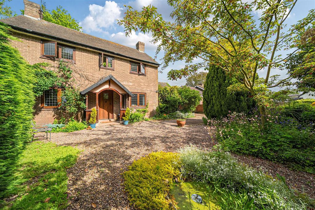 Property photo 1 of 13 1463733-1-6A0d7Aa6F393E-Arw-1.Jpg