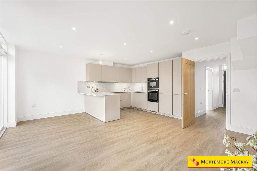 Property photo 3 of 27 3_63874_Watermarked.Jpg