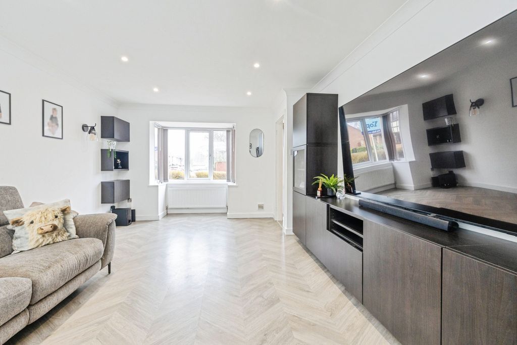 Property photo 3 of 20 2026-02-27-17Wedgewoodroad019