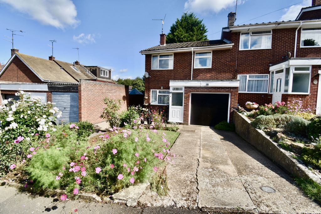 Property photo 1 of 5