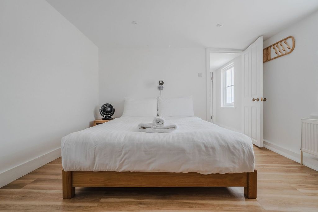 Additional image 36 of 4 bed semi-detached house for saleWest Cliff Road, Ramsgate CT11