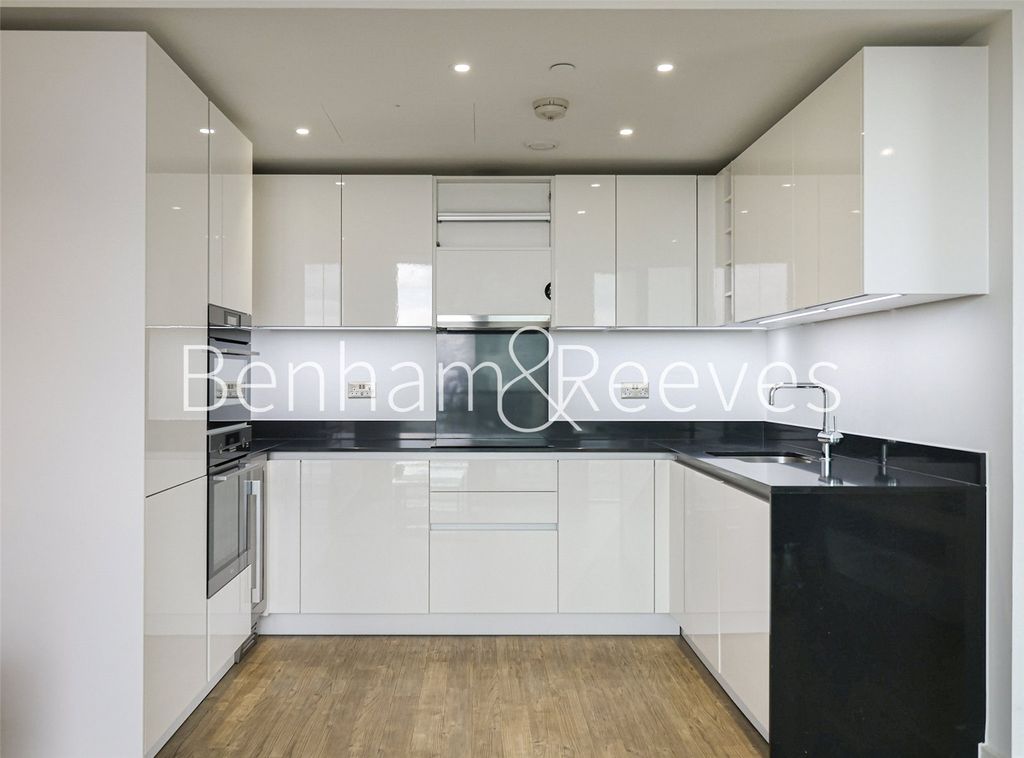 Property photo 2 of 15 Picture No. 03