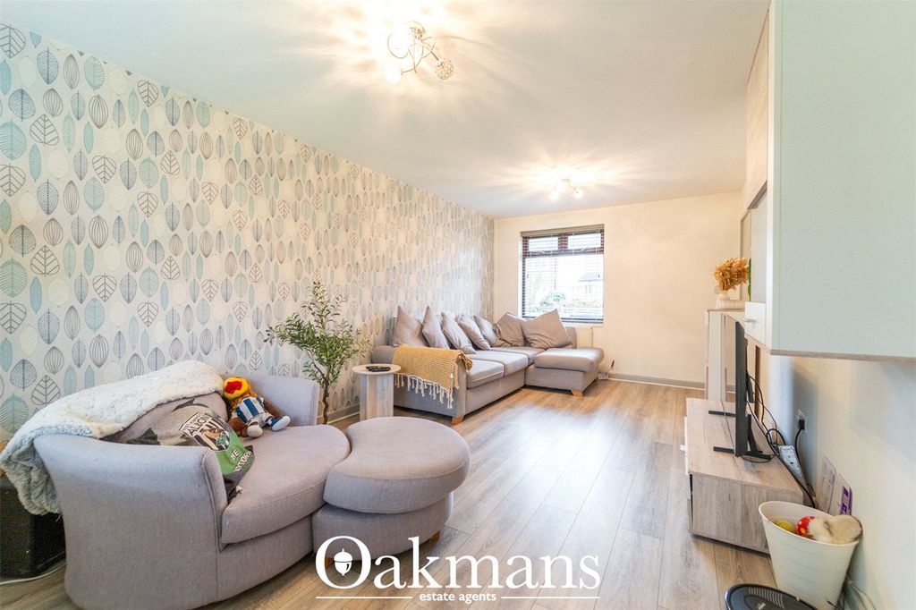 Property photo 2 of 50 Picture No. 01