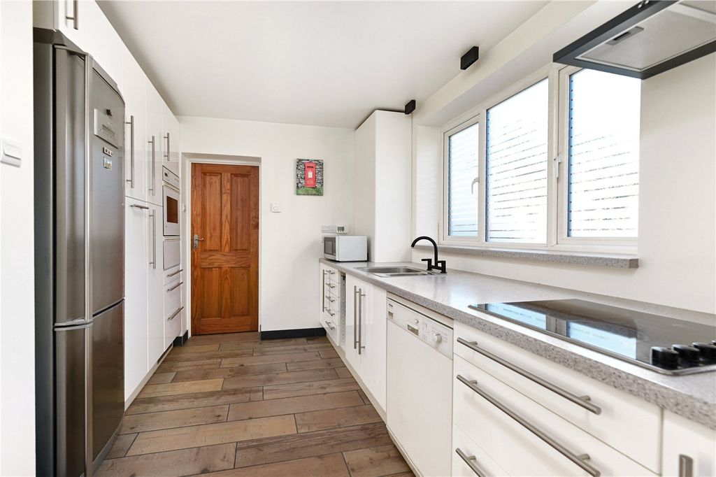 Property photo 2 of 12 Picture No. 02